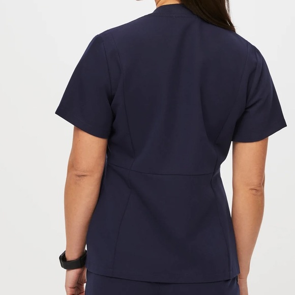 Figs Slim Odesa Scrub Top - Picture 3 of 3